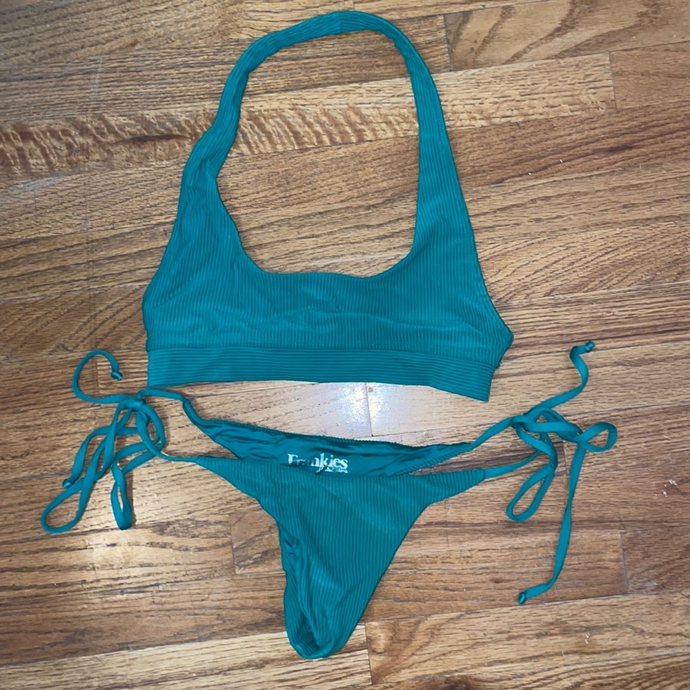 Never worn Frankies Bikinis